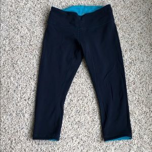 Reversible wunderunder capris
